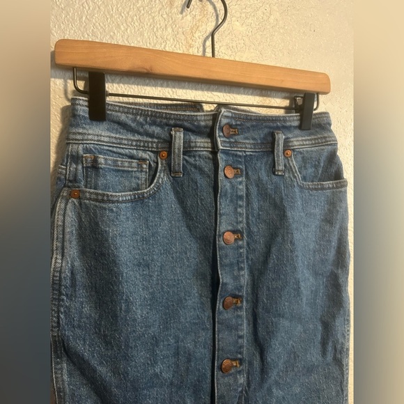 Madewell Denim High-Waist Midi Skirt in Holton Wash: Western Edition - Picture 7 of 10